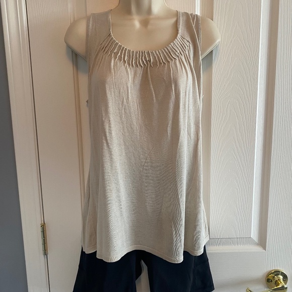 BUY 2 ITEMS & GET 1 FREE - Chico’s Beige Silk Blend Knit Tank Sz 12 - Picture 1 of 5